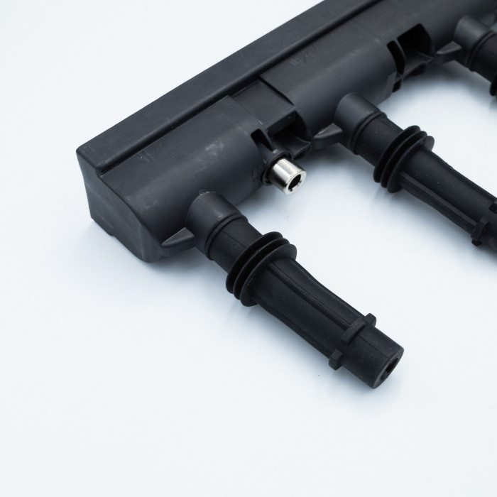 Катушка зажигания Chevrolet Cruze (09-)/Opel Astra J (10-) 1.4T (SRS 70612) SURAI