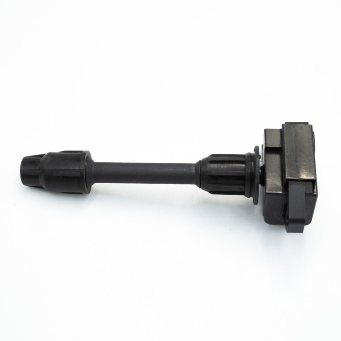 Катушка зажигания Nissan Maxima (03-) 2.0i/3.0i передняя (SRS 70717) SURAI