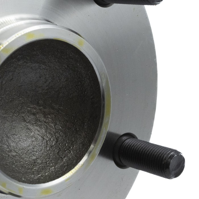 Ступица Suzuki SX4 (06-) зад. с подшип. 2WD (SRS 76275) SURAI