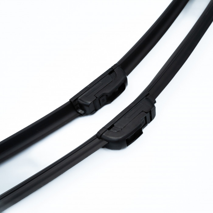 Щётки стеклоочистителя бескаркасные 600/530 (24"/21") 2 адапт. (hook 9x3) (SRS 70395) SURAI