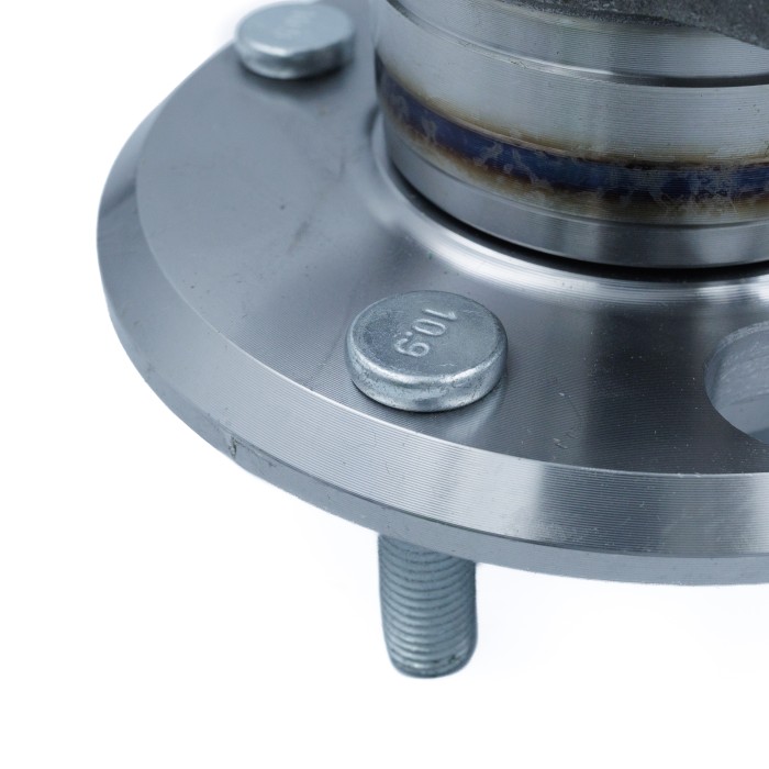 Ступица Hyundai Sonata (EF) (98-) зад. с подшип. (SRS 76133) SURAI