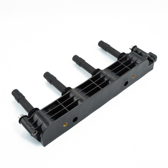 Катушка зажигания Opel Astra H (04-)/Astra G (98-)/Vectra B (95-)/Corsa C (00-) (SRS 70733) SURAI