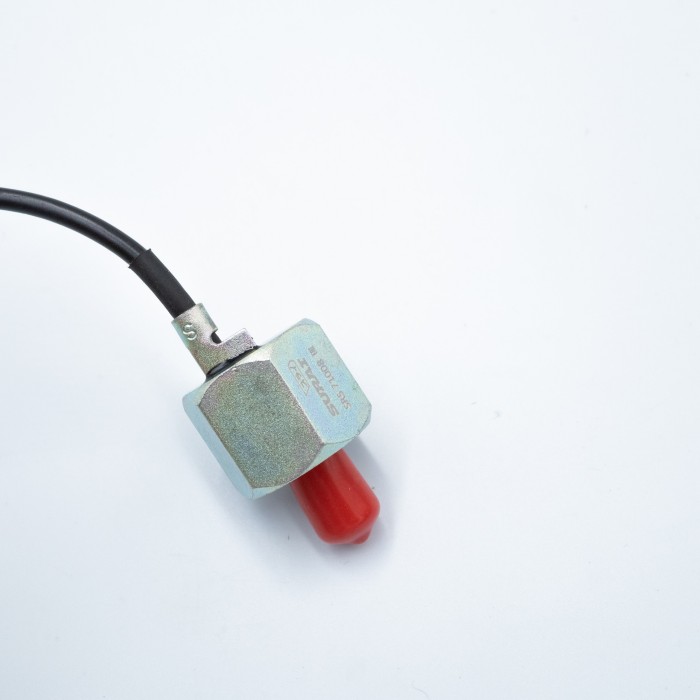 Датчик детонации Mazda 3 (03-)/2 (07-) 1.6i (SRS 71008) SURAI