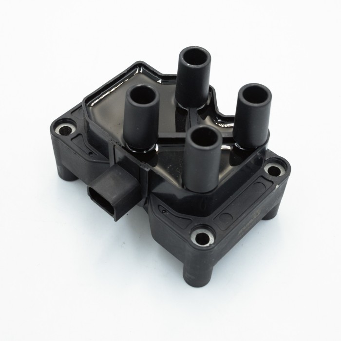 Катушка зажигания Ford Mondeo III (00-) 1.8i/2.0i (SRS 70630) SURAI