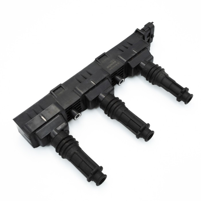 Катушка зажигания Opel Corsa D (06-) 1.0i (SRS 70738) SURAI