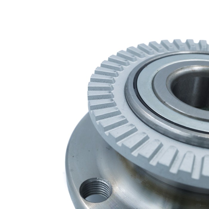 Ступица VAG A4 (00-) зад. с подшип. (SRS 76000) SURAI