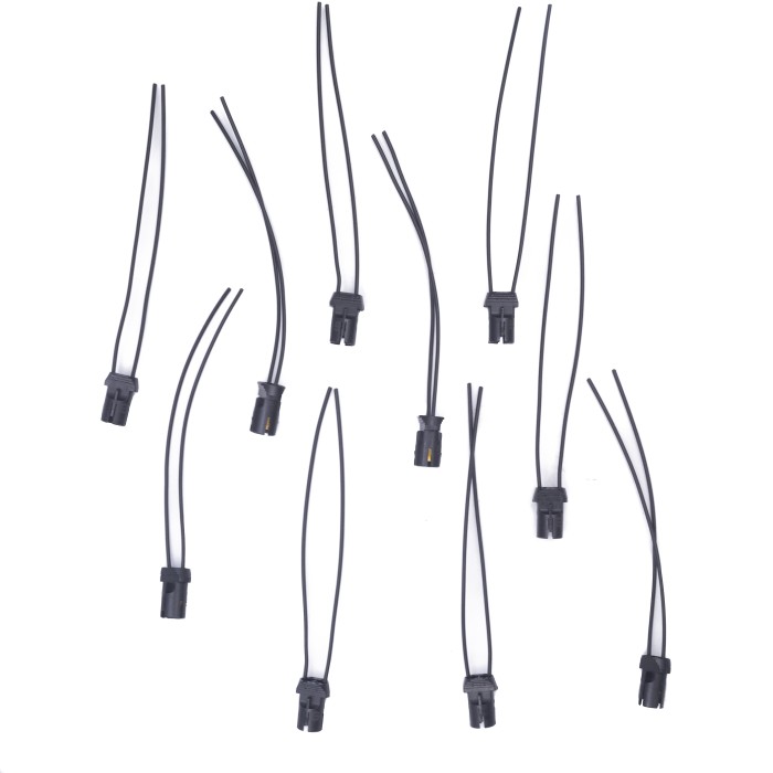 Разъем/Патрон для бесцокольной лампы Т10 W5W, с проводами (MG631720) (SR 00854) SURAI