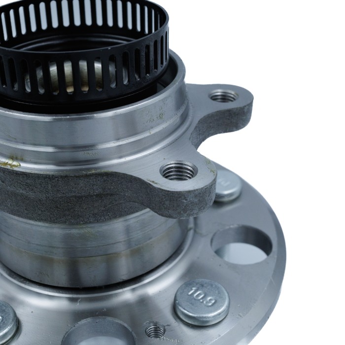 Ступица Kia Ceed (07-) зад. с подшип. (SRS 76142) SURAI